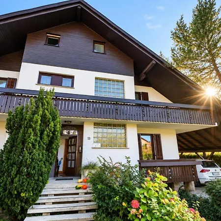 Poldi Apartman *