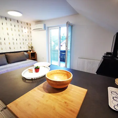 Poldi Apartment *